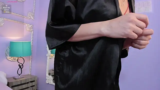 Lilith Naugthy online show from March 28, 2026, 11:44 am