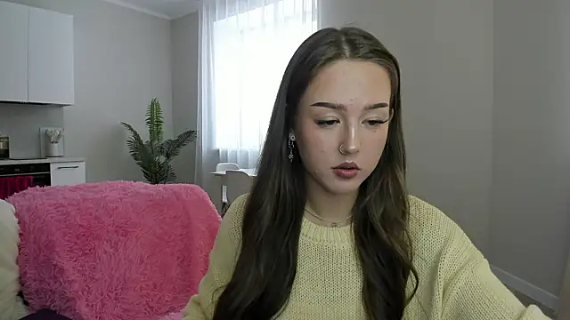 G0od girl online show from February 7, 2026, 8:33 am