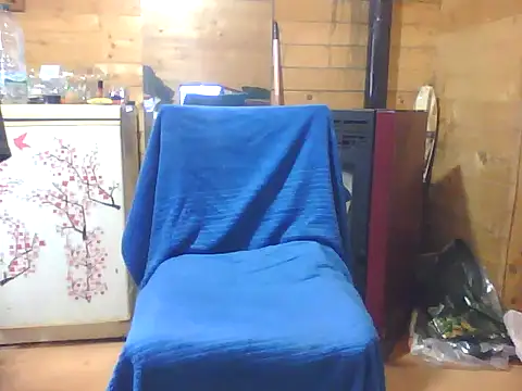 Snapshot of Luanatrav1 chatting on February 27, 2026, 8:14 am Luanatrav1 online show from February 27, 2026, 8:14 am