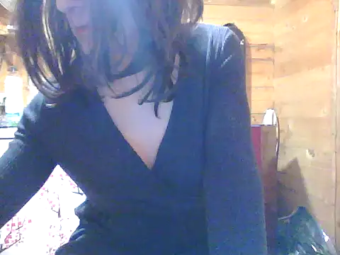 Snapshot of Luanatrav1 chatting on March 1, 2026, 8:53 pm Luanatrav1 online show from March 1, 2026, 8:53 pm