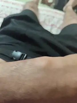 Snapshot of delvin92 chatting on February 25, 2026, 5:35 pm delvin92 online show from February 25, 2026, 5:35 pm