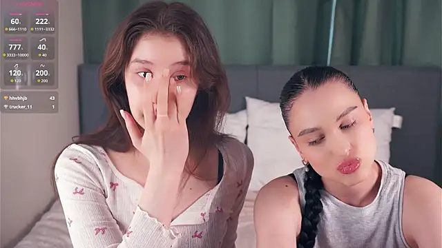 ZofiaSoshnik online show from February 27, 2026, 9:20 am