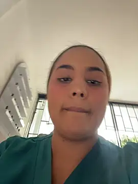 Noa Harper- online show from April 8, 2026, 9:38 pm