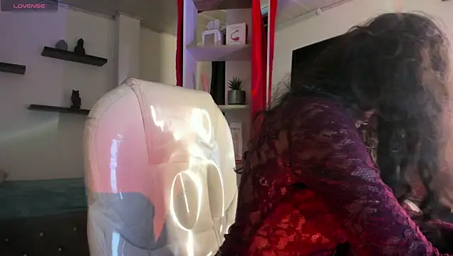 Miniadelf online show from April 27, 2026, 9:02 pm