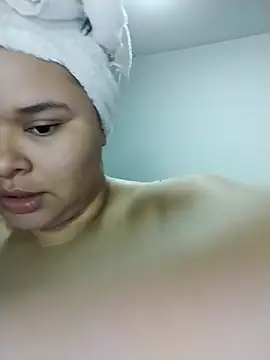 SamanthaStonee online show from March 8, 2026, 8:01 pm