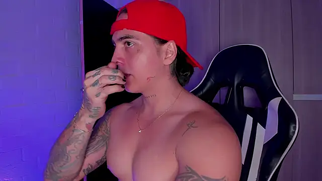 Snapshot of Cry_Duran chatting on February 11, 2026, 10:09 pm Cry Duran online show from February 11, 2026, 10:09 pm