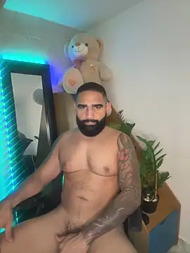 Lucius40 online show from April 14, 2026, 10:26 pm