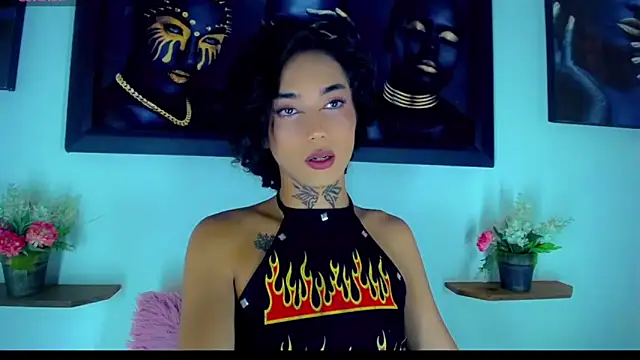 Darianna Atehortua online show from February 18, 2026, 9:00 pm