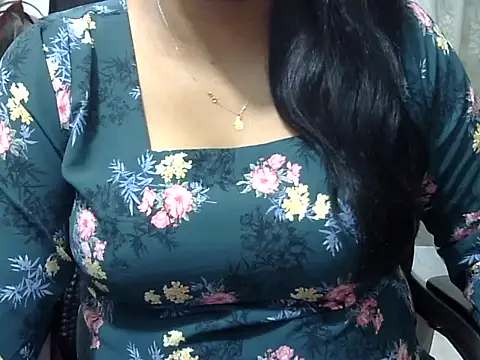 SumaiyaSultana online show from July 14, 2026, 2:05 am