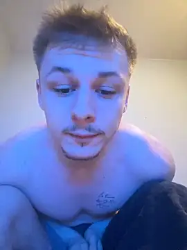 Lucas328706 online show from February 8, 2026, 1:53 pm