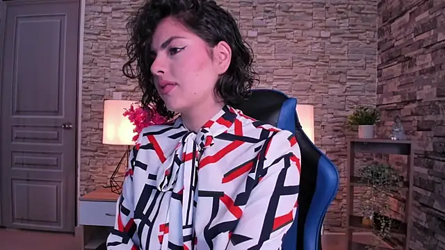 Snapshot of butterflyx39 chatting on May 8, 2026, 12:09 pm butterflyx39 online show from May 8, 2026, 12:09 pm