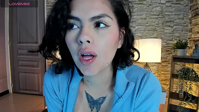 butterflyx39 online show from April 16, 2026, 10:38 am