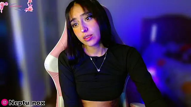 kuromi x online show from February 18, 2026, 5:05 am