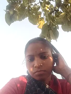 Snapshot of Gungun_thakur chatting on March 1, 2026, 11:32 am Gungun thakur online show from March 1, 2026, 11:32 am