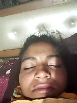 Snapshot of Gungun_thakur chatting on February 6, 2026, 10:28 pm Gungun thakur online show from February 6, 2026, 10:28 pm