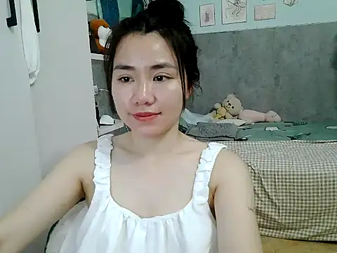 Snapshot of Amy8386 chatting on April 13, 2026, 5:55 am Amy8386 online show from April 13, 2026, 5:55 am