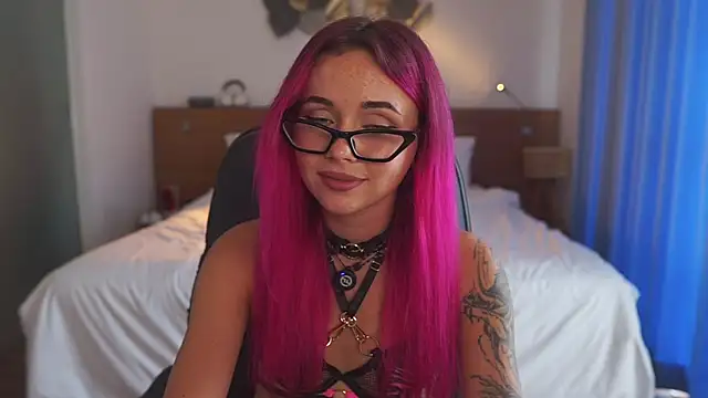 Sarah Pink online show from January 10, 2026, 2:29 am