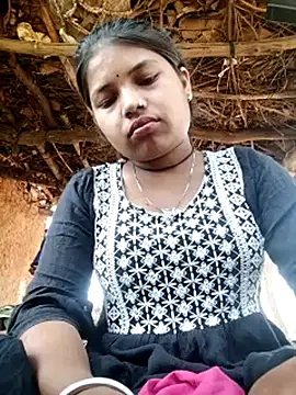 Nisha 011 online show from February 26, 2026, 8:14 am