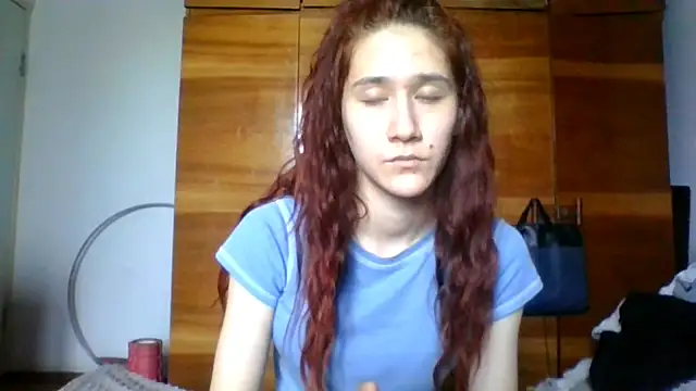 Snapshot of NickiKisinger chatting on June 4, 2026, 7:24 am NickiKisinger online show from June 4, 2026, 7:24 am
