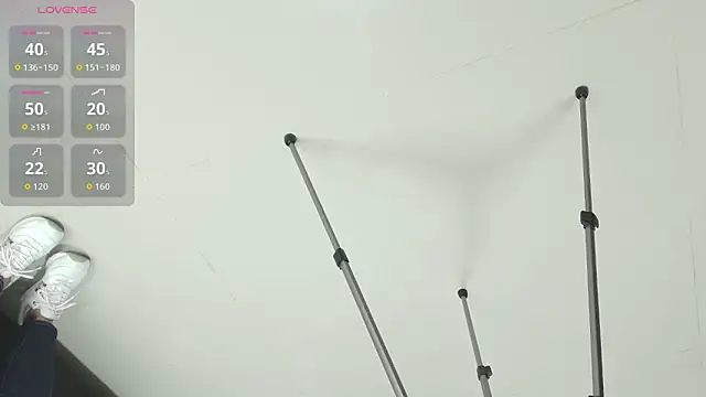 Karla 94 online show from February 15, 2026, 11:42 am