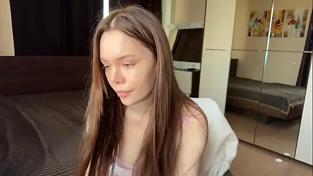 TinaScarlet online show from May 14, 2026, 8:11 am
