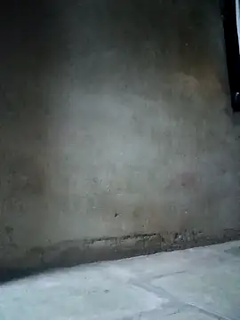 Annuhot143 online show from April 1, 2026, 4:03 am