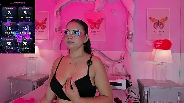 KiaraEverly online show from March 14, 2026, 3:56 am