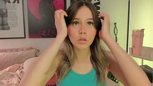 Hey lucy   online show from March 18, 2026, 11:24 am