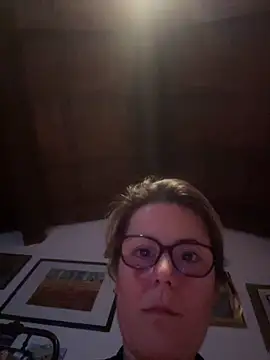 missgirl88 online show from January 31, 2026, 9:13 pm