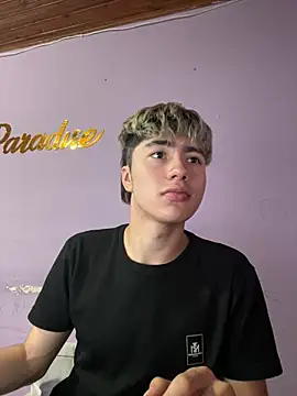 AlexanderCollman2 online show from April 11, 2026, 12:40 am