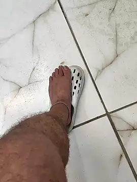 Snapshot of Gordinho_dos_pes chatting on February 16, 2026, 9:02 pm Gordinho dos pes online show from February 16, 2026, 9:02 pm