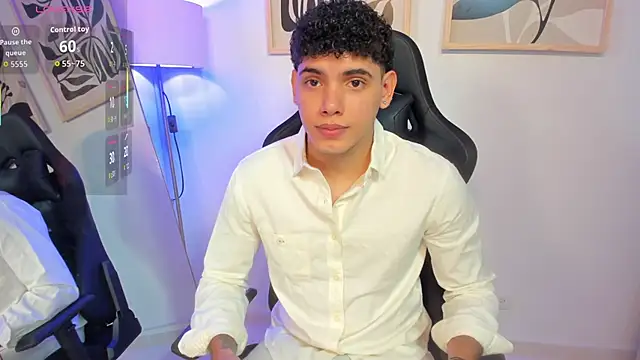justin payn14 online show from June 3, 2026, 6:23 pm