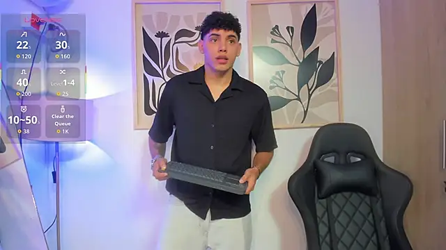 justin payn14 online show from May 8, 2026, 11:58 am
