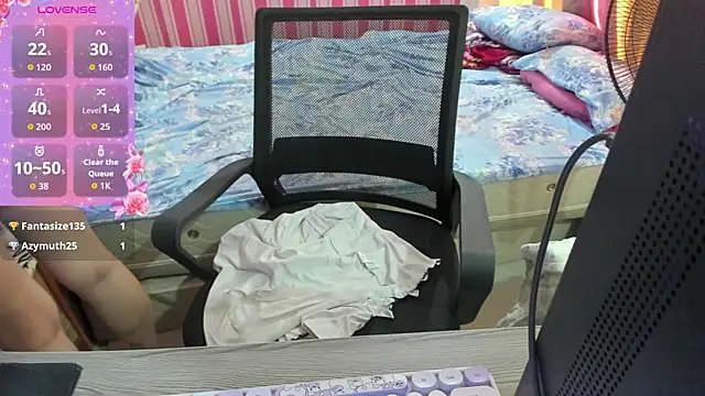 HornyAsianXxX online show from July 15, 2026, 2:46 pm
