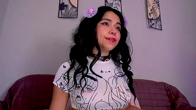 loveegirll1 online show from July 8, 2026, 4:46 am