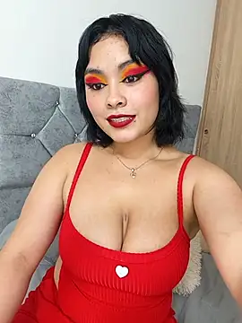 zoe love18 online show from May 8, 2026, 4:27 am
