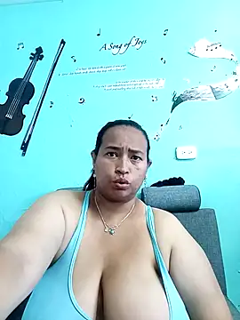 BustySexy Nataly online show from April 2, 2026, 3:19 pm