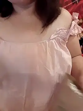Yummyamasha online show from May 17, 2026, 1:00 pm