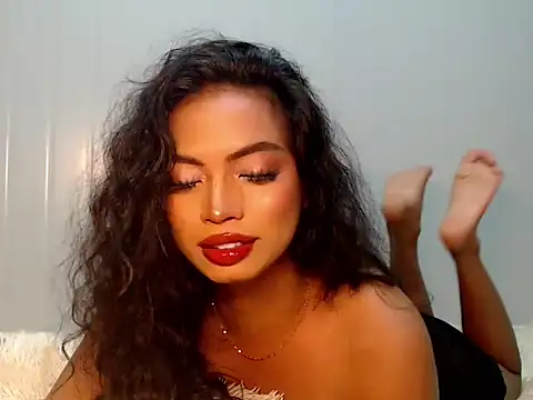 Snapshot of girlyteengrl chatting on February 9, 2026, 2:48 pm girlyteengrl online show from February 9, 2026, 2:48 pm