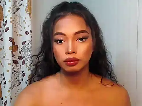 Snapshot of girlyteengrl chatting on March 4, 2026, 2:14 pm girlyteengrl online show from March 4, 2026, 2:14 pm