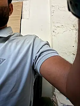 Snapshot of hot---boy1 chatting on February 22, 2026, 5:21 am hot---boy1 online show from February 22, 2026, 5:21 am