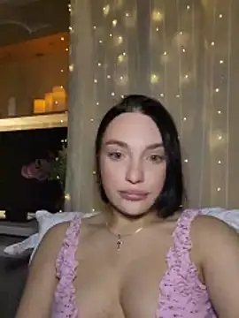 Snapshot of HotDevilGirl_ chatting on February 10, 2026, 4:17 pm HotDevilGirl online show from February 10, 2026, 4:17 pm