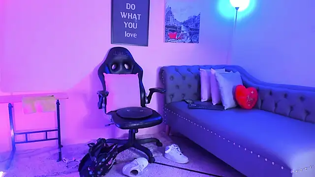 victoriazans online show from March 28, 2026, 10:49 am