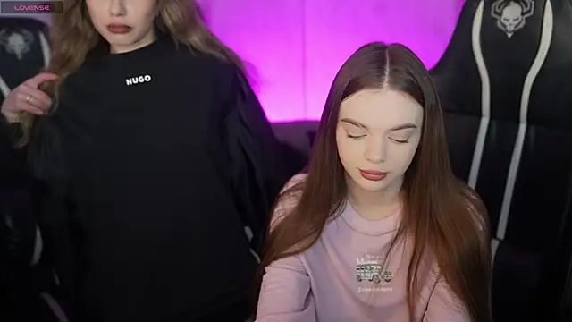 Snapshot of Zlata_Sky chatting on February 17, 2026, 7:55 pm Zlata Sky online show from February 17, 2026, 7:55 pm