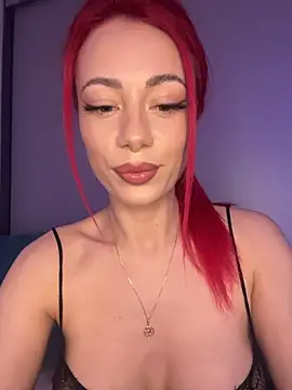 Snapshot of KaylieRosse chatting on February 8, 2026, 5:54 pm KaylieRosse online show from February 8, 2026, 5:54 pm