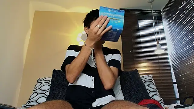 Snapshot of Damon_Salvarote_S chatting on February 26, 2026, 7:47 pm Damon Salvarote S online show from February 26, 2026, 7:47 pm