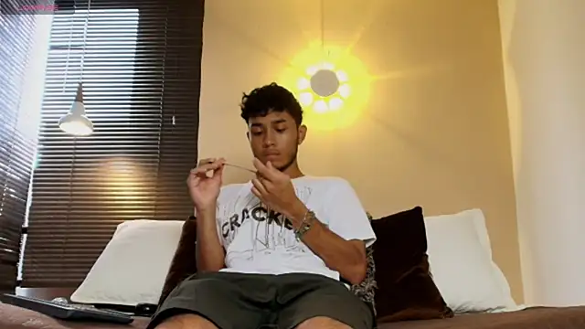 Damon Salvarote S online show from April 15, 2026, 7:18 pm