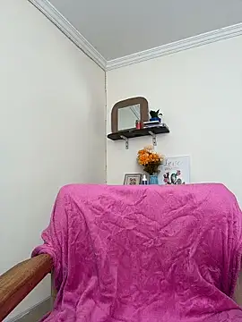 LilaRvsh online show from March 17, 2026, 5:16 pm