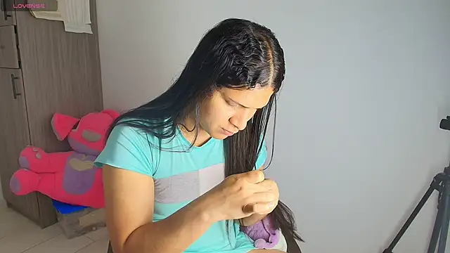 alys love online show from March 27, 2026, 4:19 pm