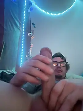 Snapshot of Daddybigdick123123 chatting on February 6, 2026, 9:16 am Daddybigdick123123 online show from February 6, 2026, 9:16 am